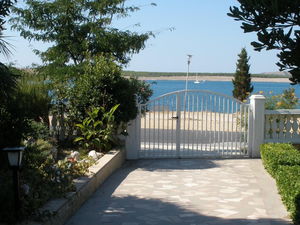 Villa Pagar - With Jacuzzi - Renovated In 2022 Povljana Exterior photo